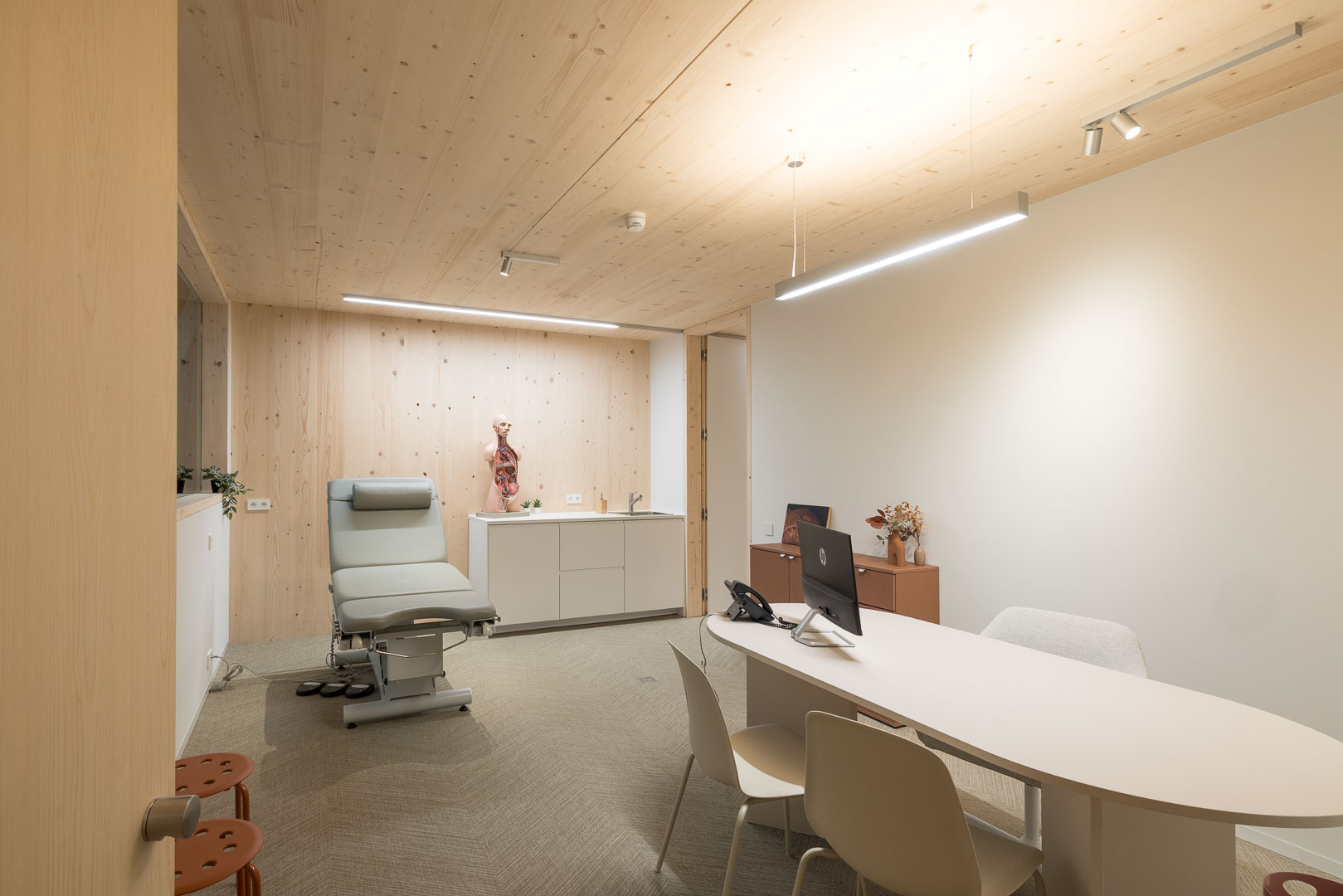 Consultatiekabinet van een specialist op de verdieping